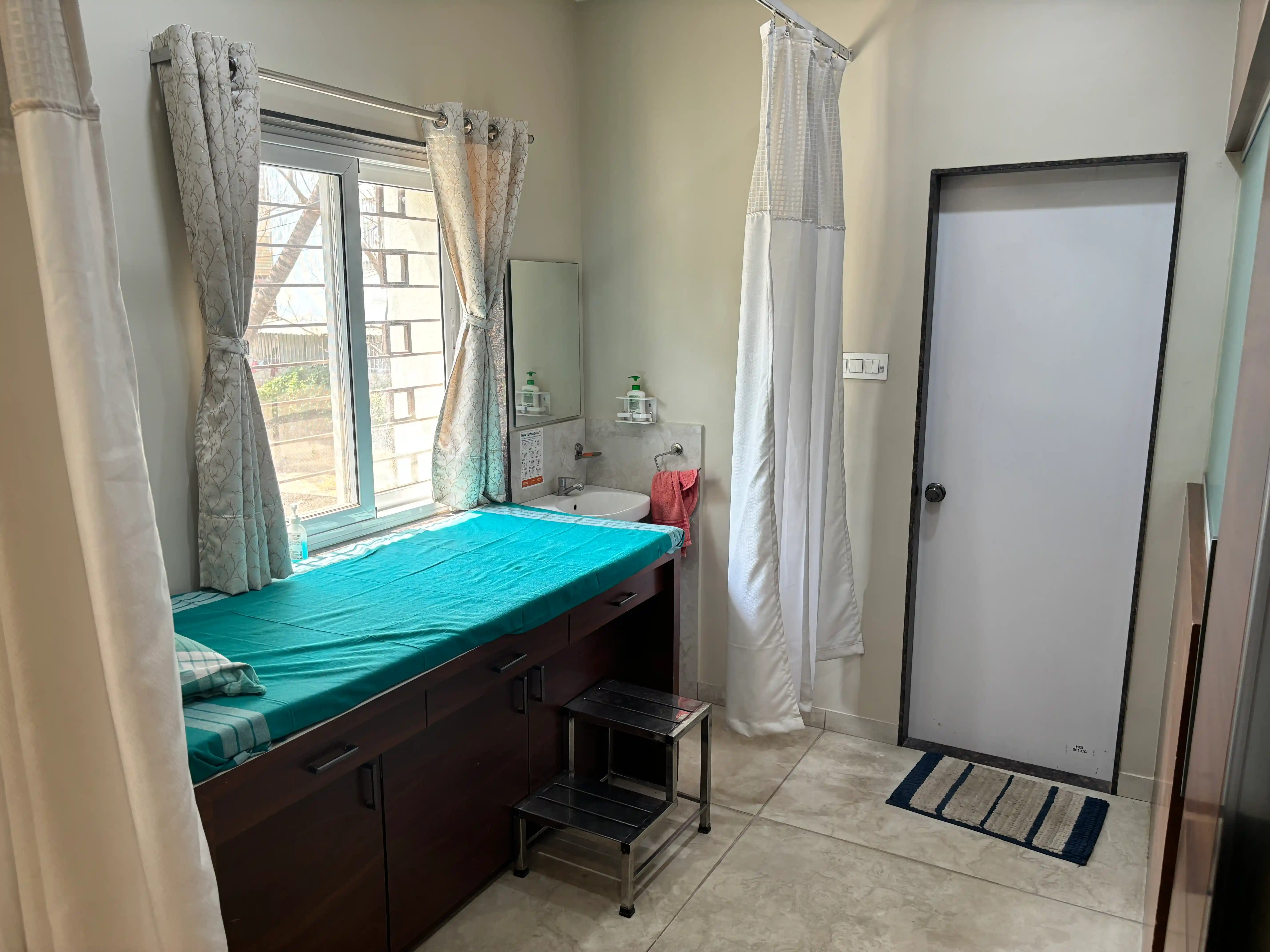 Counseling – Patient Examination Table